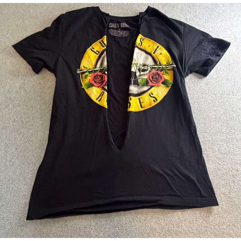 Guns N Roses Graphic T-Shirt Black Deep V-Neck Cutout Rock Band Tee Womens Small